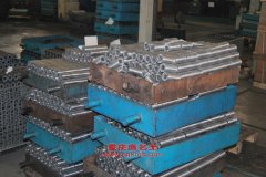 榮沃QW5060GXW吸污車用的大連柴油機(jī)CA4DC2-10E3發(fā)動(dòng)機(jī)的大修及配件