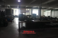三聯(lián)YSY5161TXSE4洗掃車用的康明斯ISDe210 40發(fā)動機(jī)的配件及保養(yǎng)