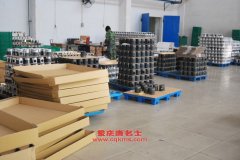 程力威CLW5250XLCD4冷藏車(chē)用的康明斯ISDe210 40發(fā)動(dòng)機(jī)的配件及修理