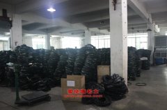 宇通YTZ5121JGKB高空作業(yè)車用的康明斯ISDe180 40發(fā)動機(jī)的修理及配件