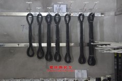 丹凌HLL5120XLC冷藏車用的康明斯ISDe180 30發(fā)動機的大修及配件
