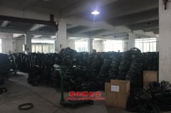 宇通YTZ5108GXW20E真空吸污車用的康明斯ISBE18530發(fā)動機(jī)的配件及維修