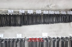 黃海DD5040XYL醫(yī)療車用的康明斯ISF2.8s4148V發(fā)動機的配件及維修