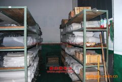 東風(fēng)EQ7101AF轎車用的現(xiàn)代G4HC發(fā)動機的配件及大修