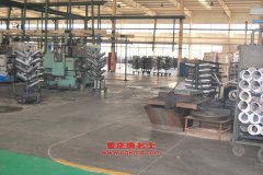 遠威SXQ5300XXY廂式運輸車用的康明斯B210 33發(fā)動機的保養(yǎng)及配件