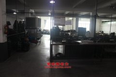 乘龍LZ5310CCYQELA倉柵式運(yùn)輸車用的康明斯ISLe340 40發(fā)動(dòng)機(jī)的修理及配件